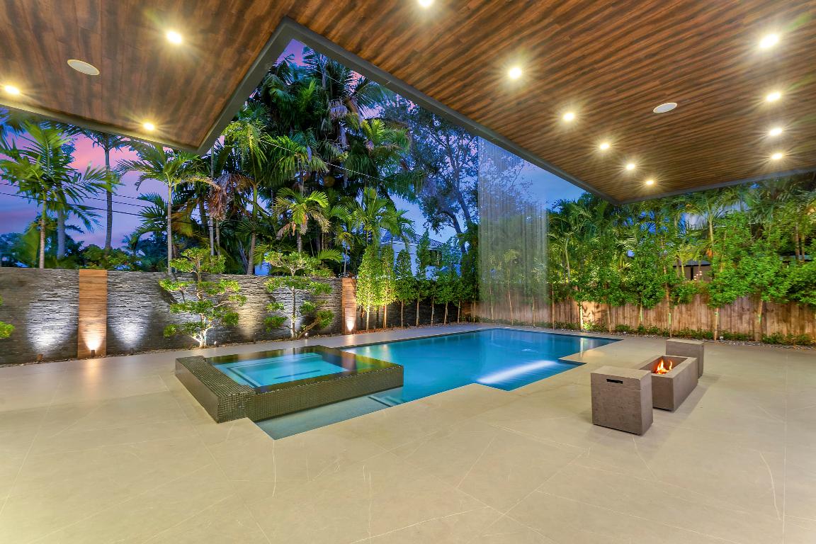 2401 NE 13th, Fort Lauderdale FL 33304