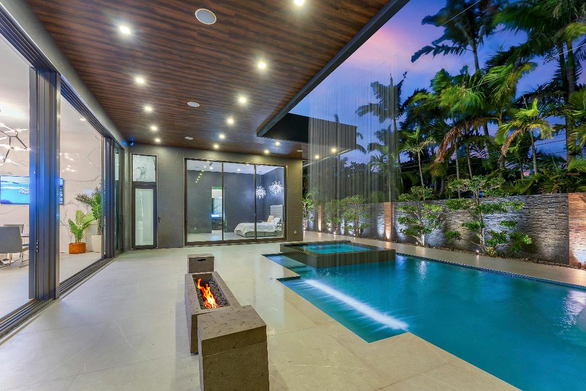 2401 NE 13th, Fort Lauderdale FL 33304