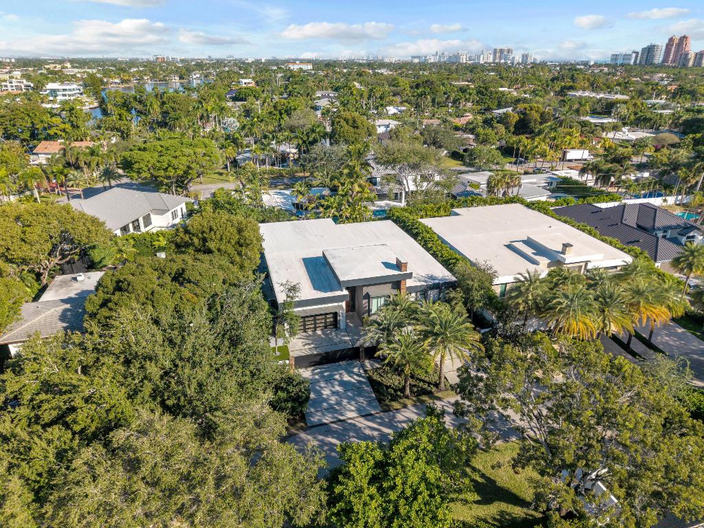 2401 NE 13th, Fort Lauderdale FL 33304