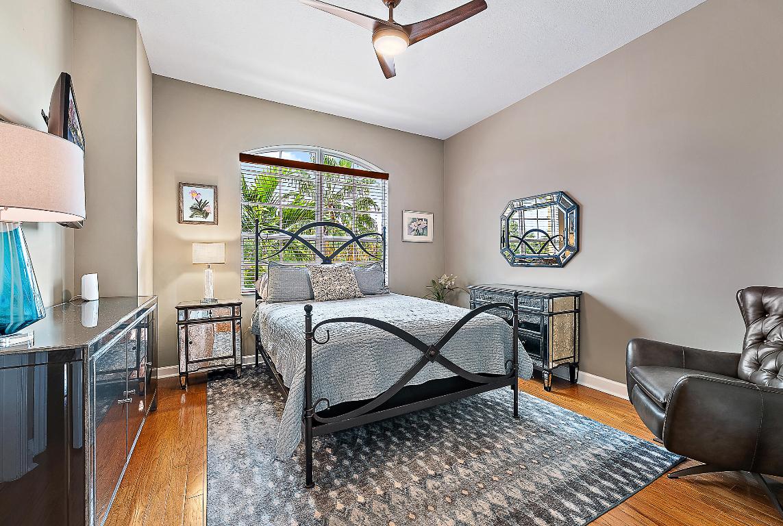 2504 Gardens, Palm Beach Gardens FL 33410