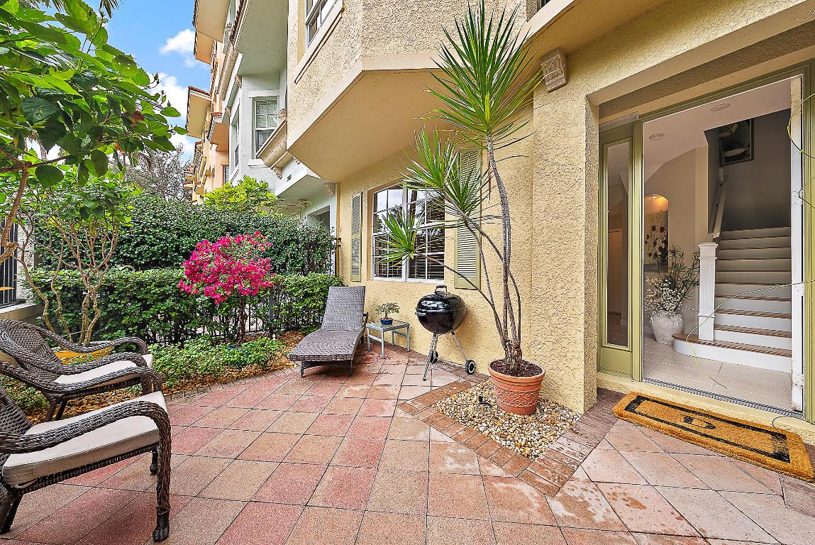 2504 Gardens, Palm Beach Gardens FL 33410