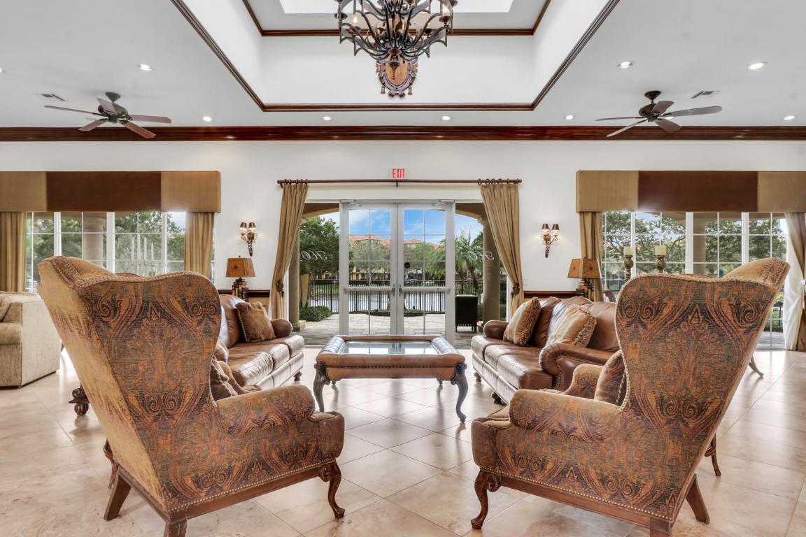 2504 Gardens, Palm Beach Gardens FL 33410