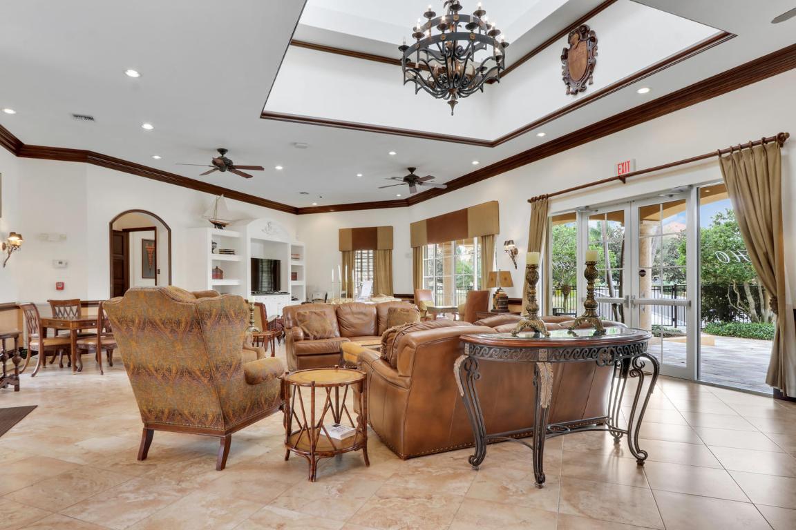 2504 Gardens, Palm Beach Gardens FL 33410