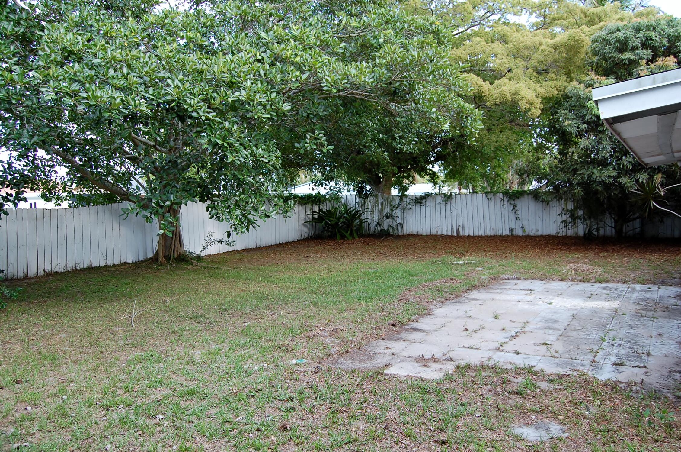 9322 N Military, Palm Beach Gardens FL 33410