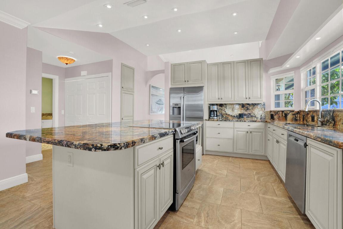622 Ocean Dunes, Jupiter FL 33477