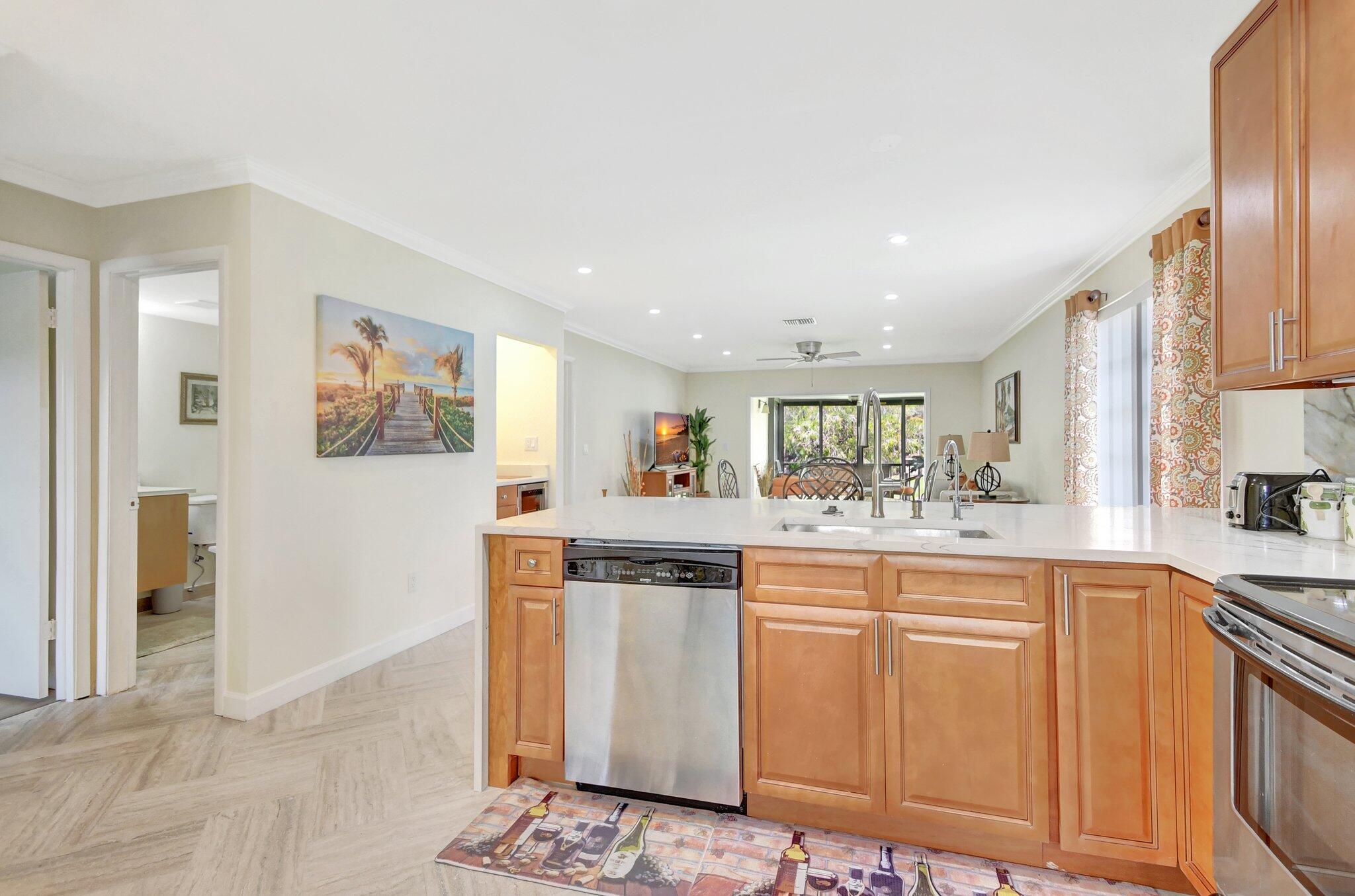 21209 Lago Circle #12g, Boca Raton FL 33433