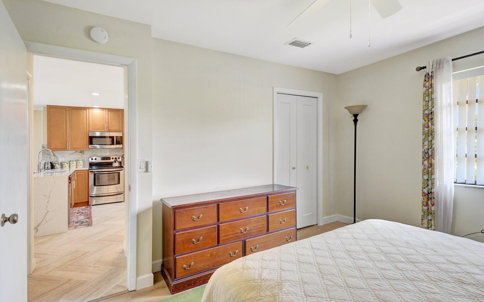 21209 Lago Circle #12g, Boca Raton FL 33433