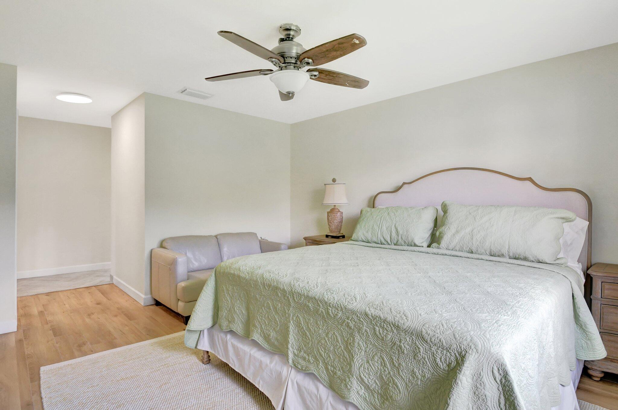 21209 Lago Circle #12g, Boca Raton FL 33433