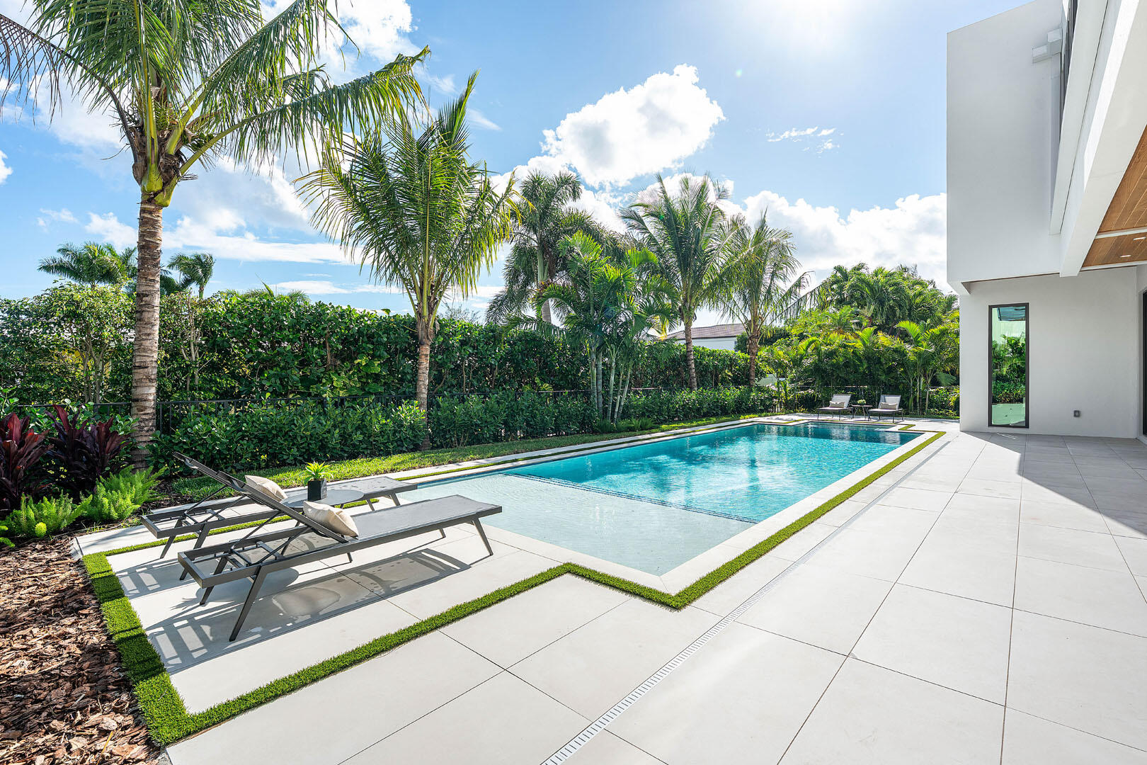 2240 Date Palm, Boca Raton FL 33432