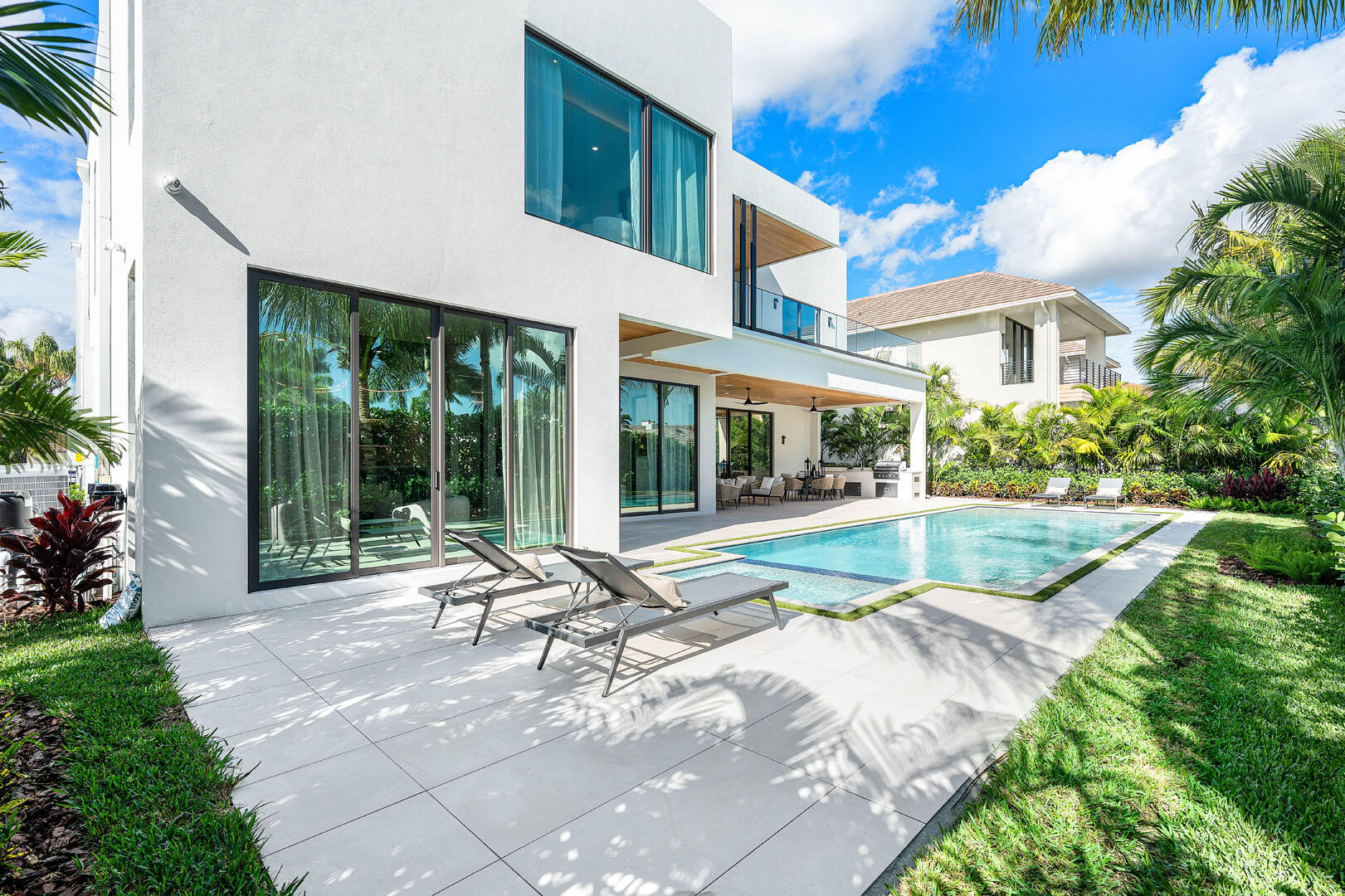 2240 Date Palm, Boca Raton FL 33432