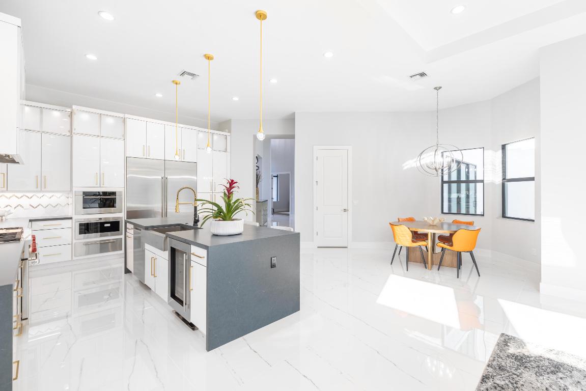 2740 NW 69th, Boca Raton FL 33496