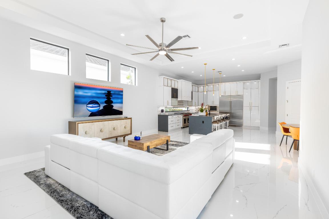 2740 NW 69th, Boca Raton FL 33496