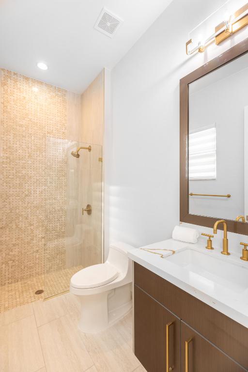 2740 NW 69th, Boca Raton FL 33496