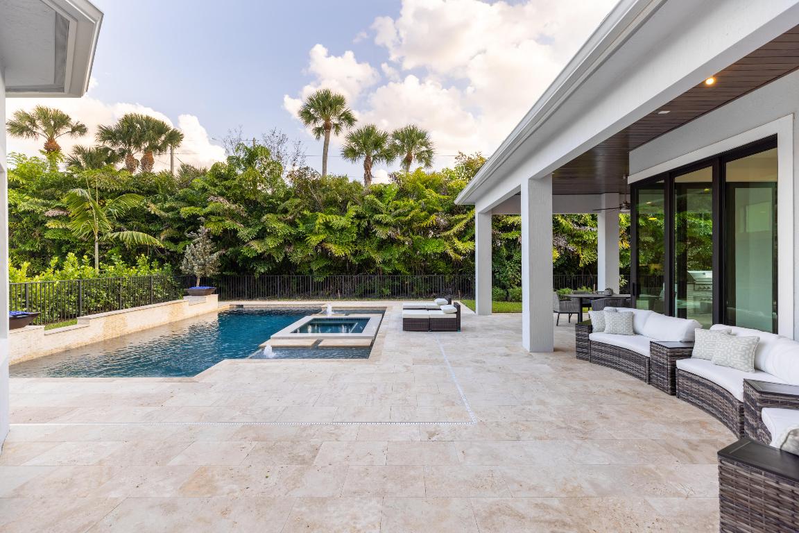 2740 NW 69th, Boca Raton FL 33496