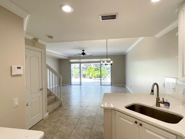 470 Capistrano, Palm Beach Gardens FL 33410