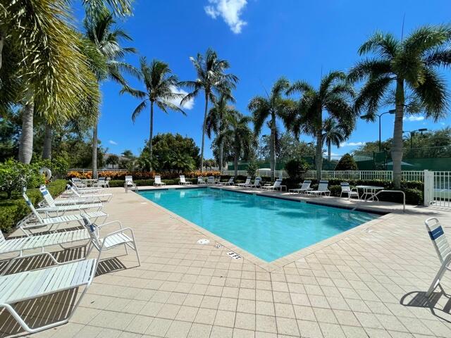 470 Capistrano, Palm Beach Gardens FL 33410
