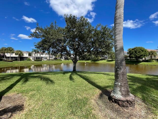 470 Capistrano, Palm Beach Gardens FL 33410