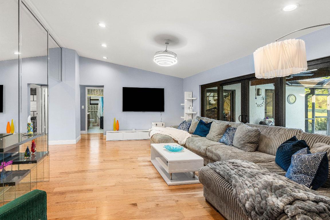 10174 Crosswind, Boca Raton FL 33498