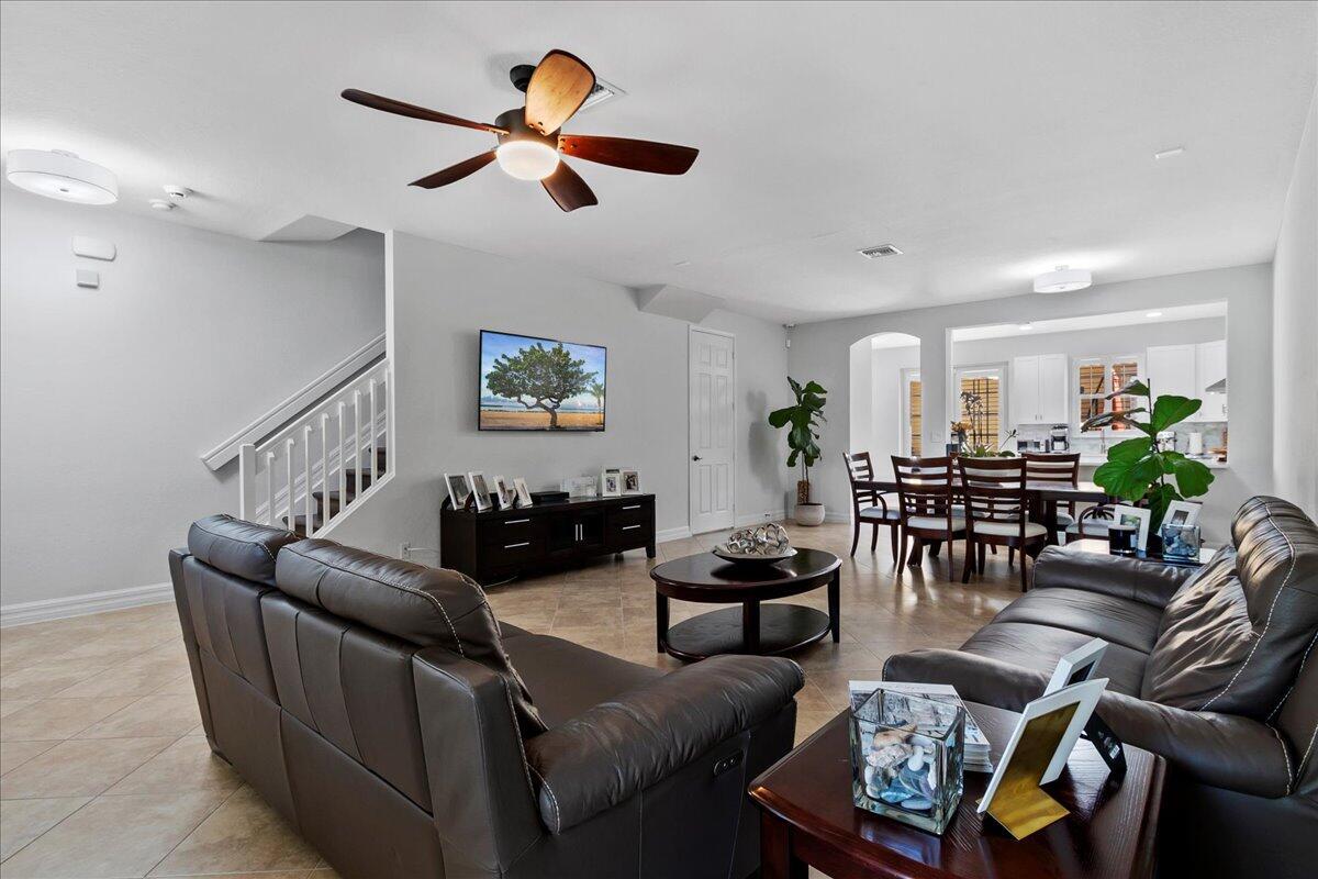 251 Edenberry Avenue, Jupiter FL 33458
