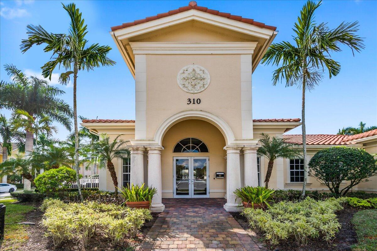 251 Edenberry Avenue, Jupiter FL 33458