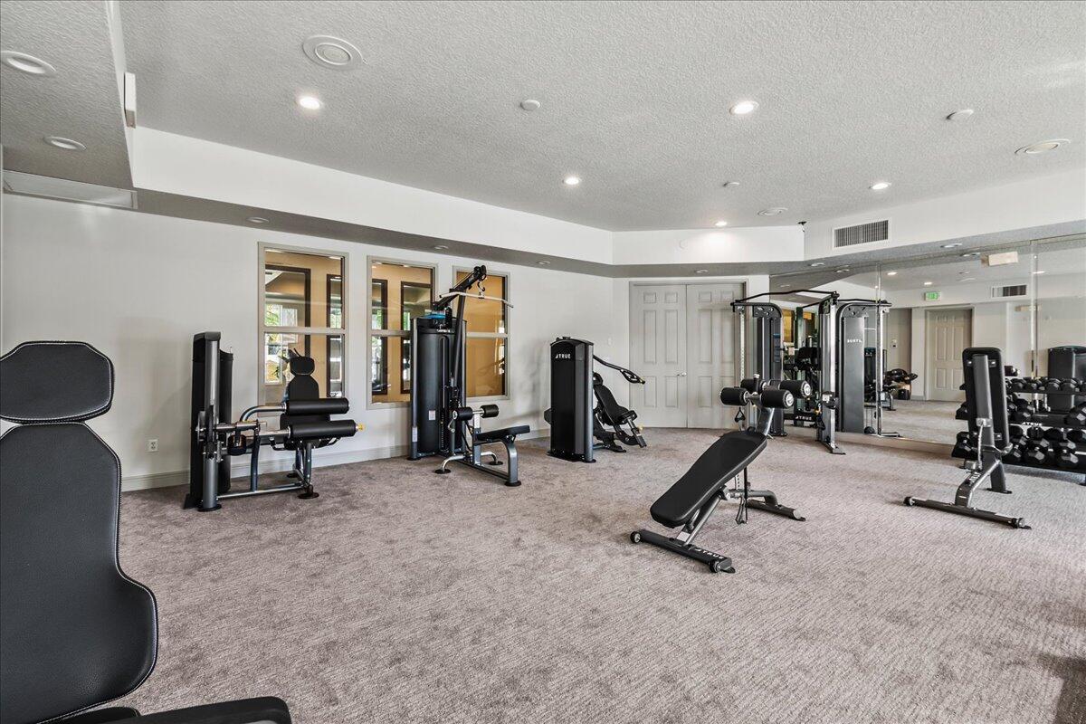 251 Edenberry Avenue, Jupiter FL 33458