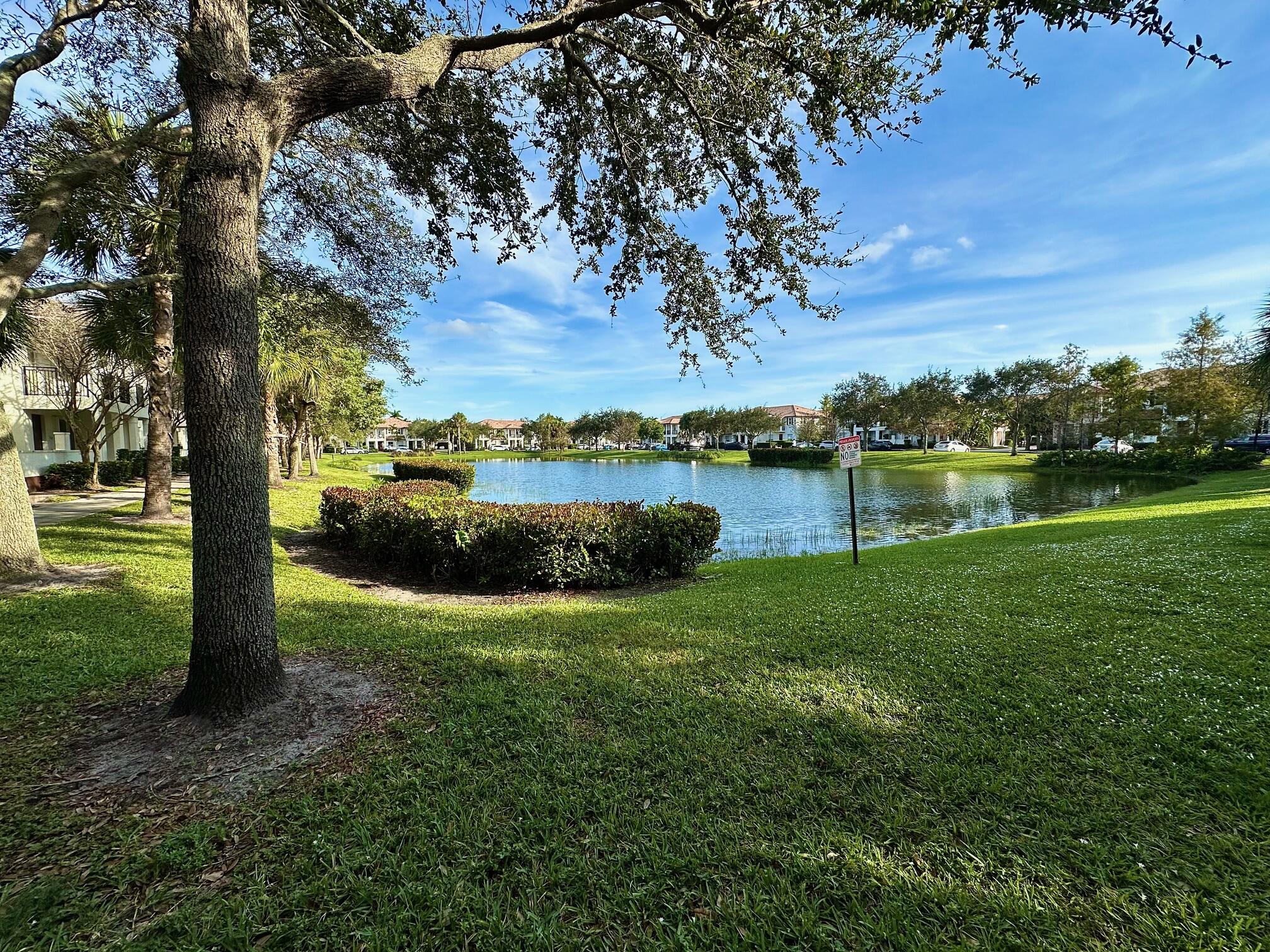 4720 Mimosa #905, Coconut Creek FL 33073