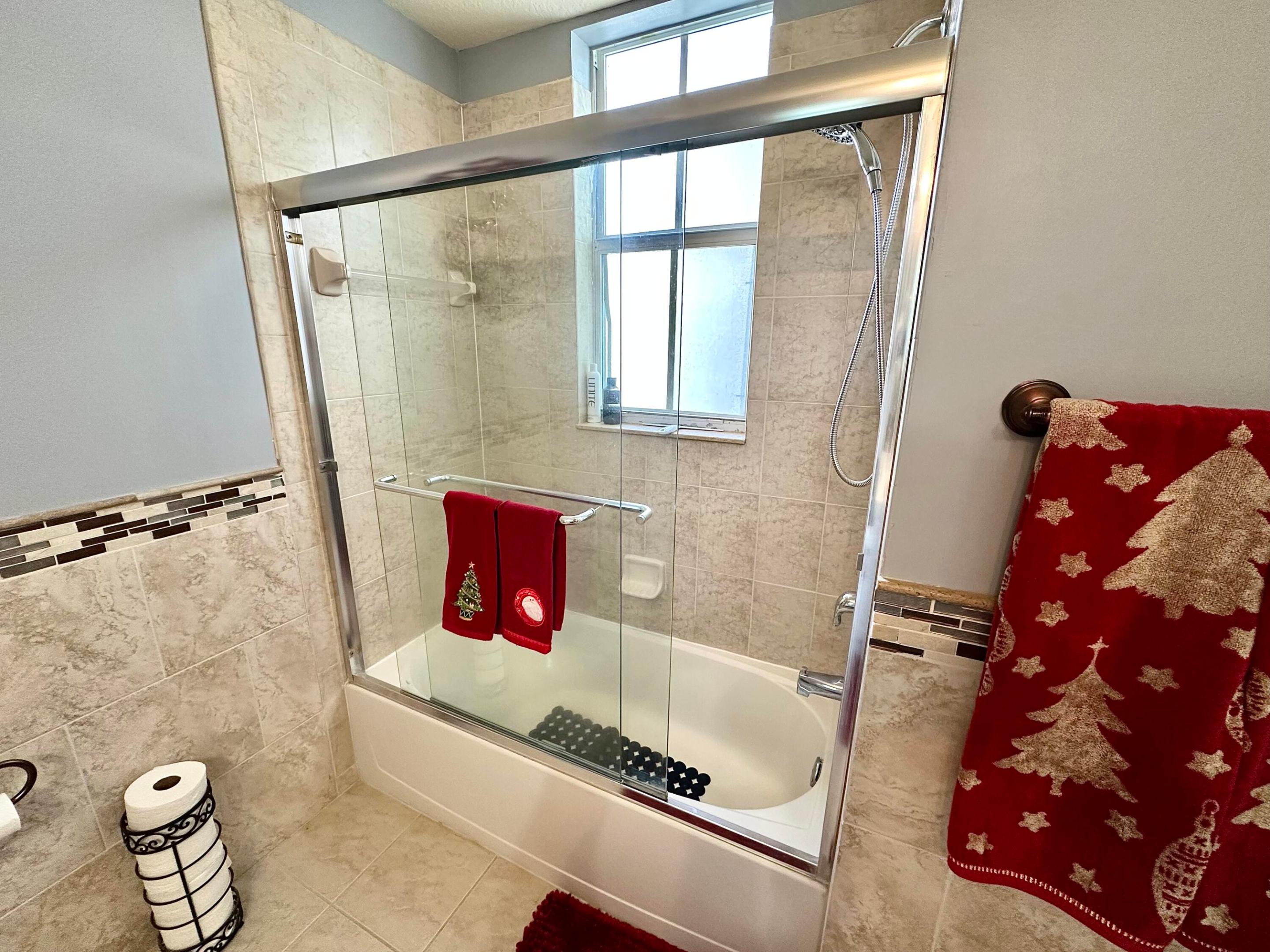 4720 Mimosa #905, Coconut Creek FL 33073