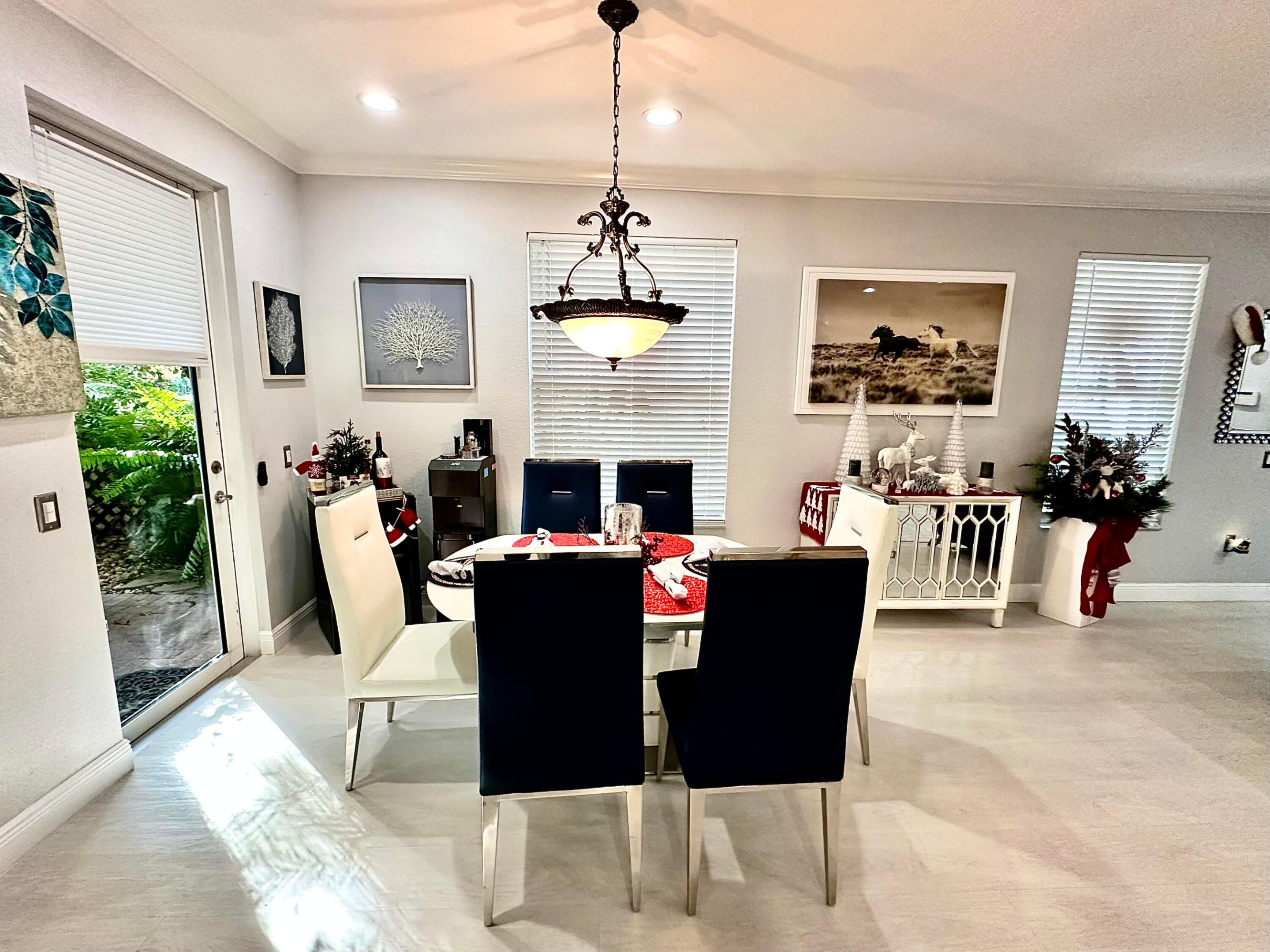 4720 Mimosa #905, Coconut Creek FL 33073
