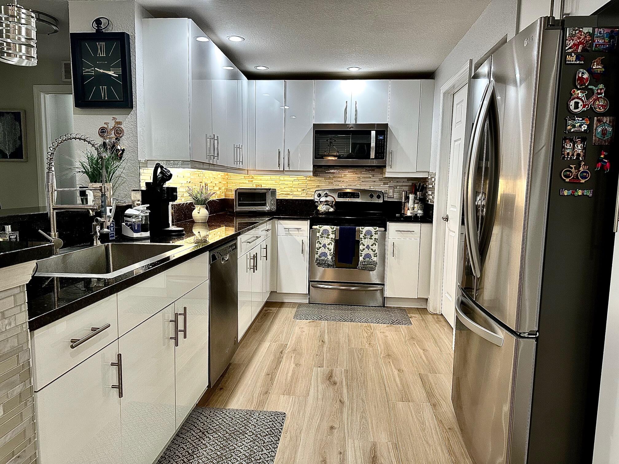 4720 Mimosa #905, Coconut Creek FL 33073