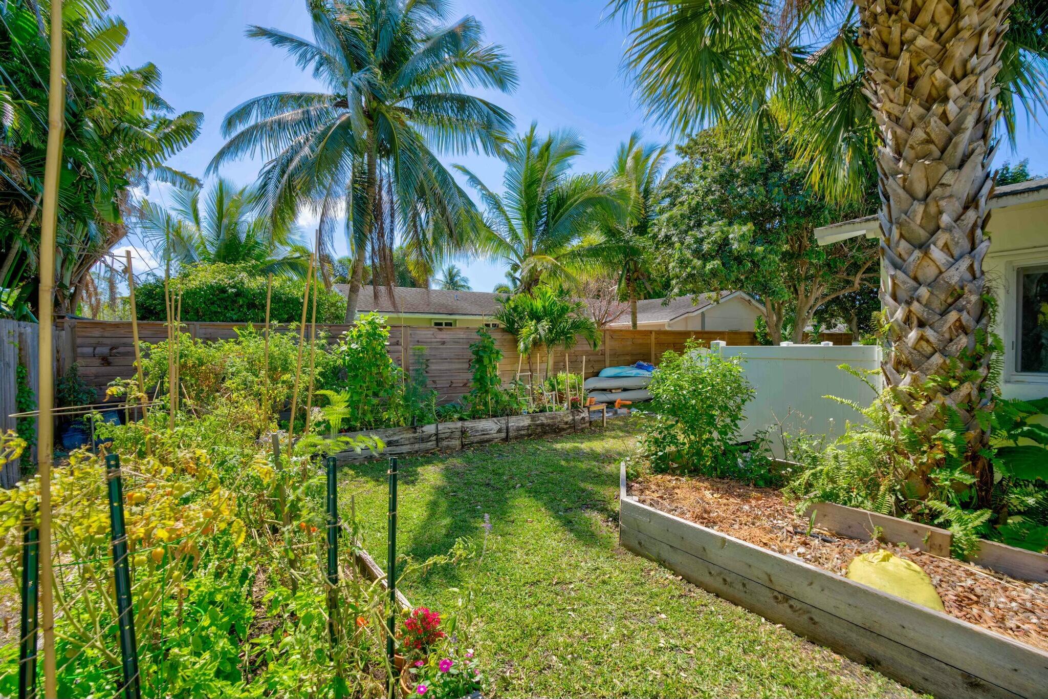 547 Marlin, North Palm Beach FL 33408
