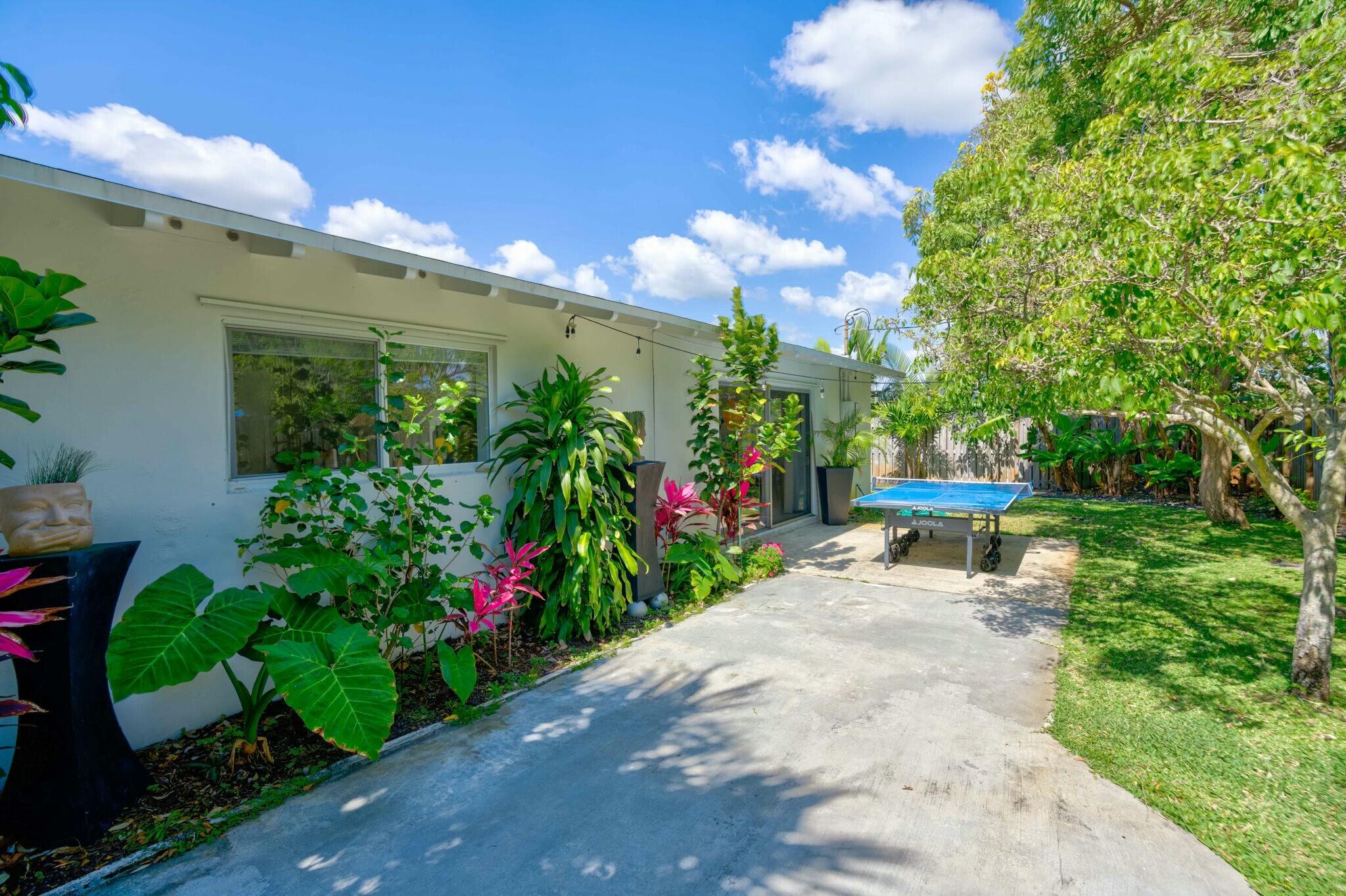 547 Marlin, North Palm Beach FL 33408