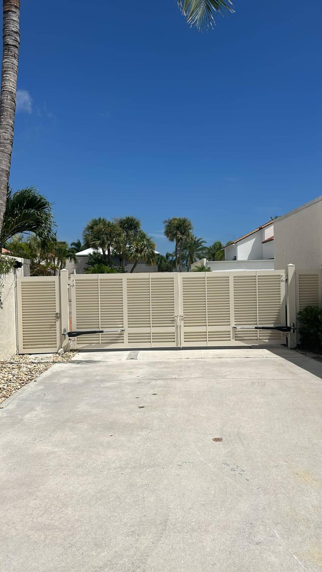 103 W Sandpiper, Jupiter FL 33477