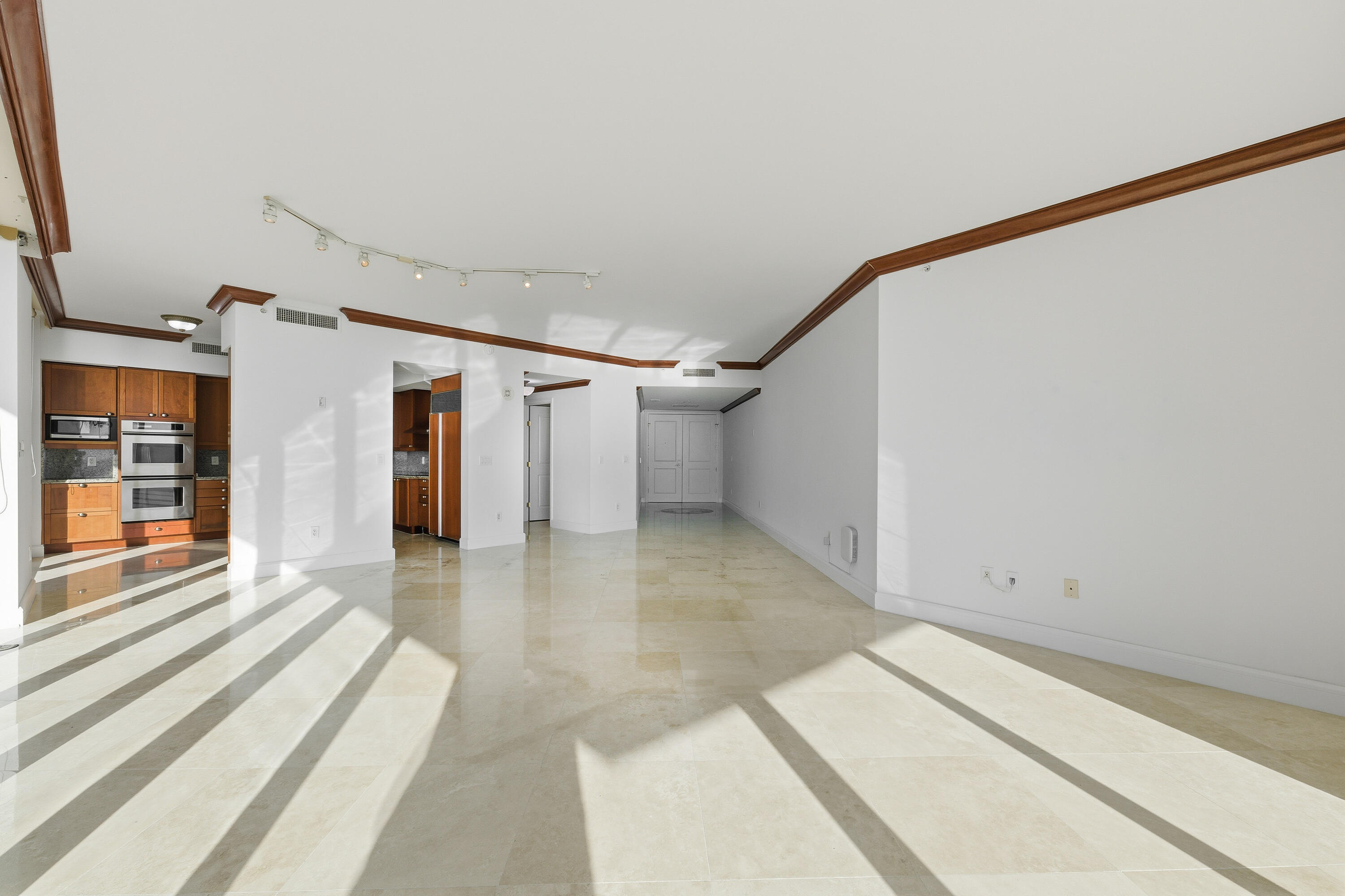 1063 Hillsboro Mile #301, Hillsboro Beach FL 33062