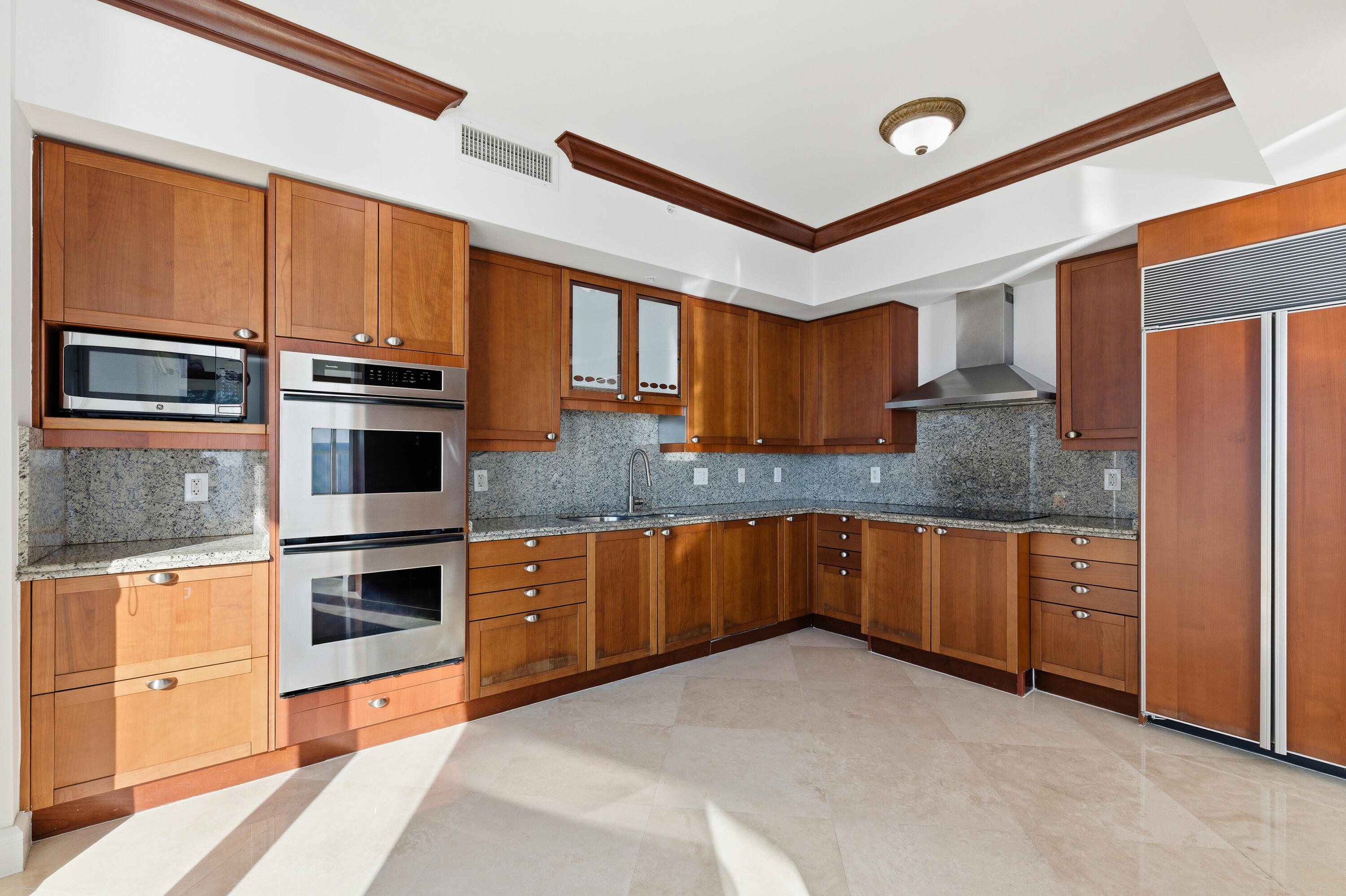 1063 Hillsboro Mile #301, Hillsboro Beach FL 33062