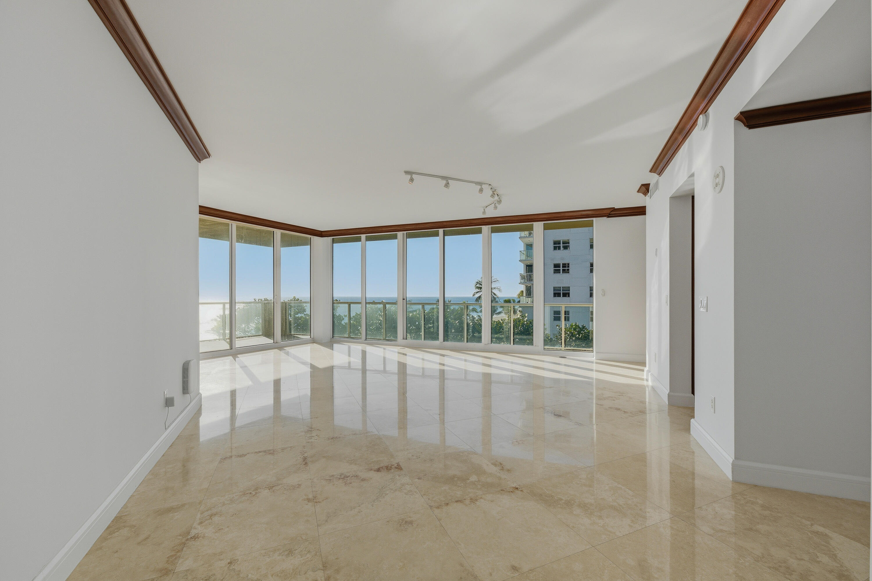 1063 Hillsboro Mile #301, Hillsboro Beach FL 33062