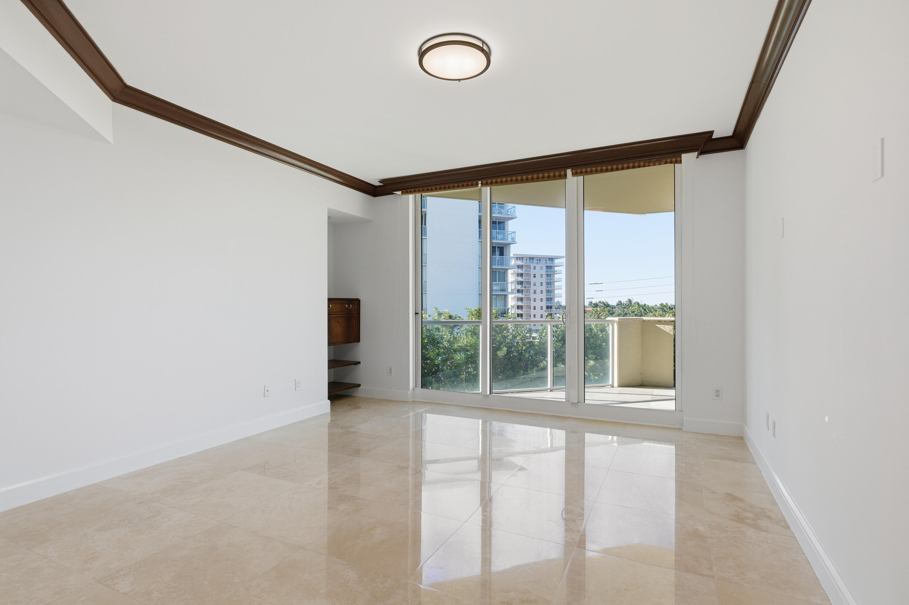 1063 Hillsboro Mile #301, Hillsboro Beach FL 33062