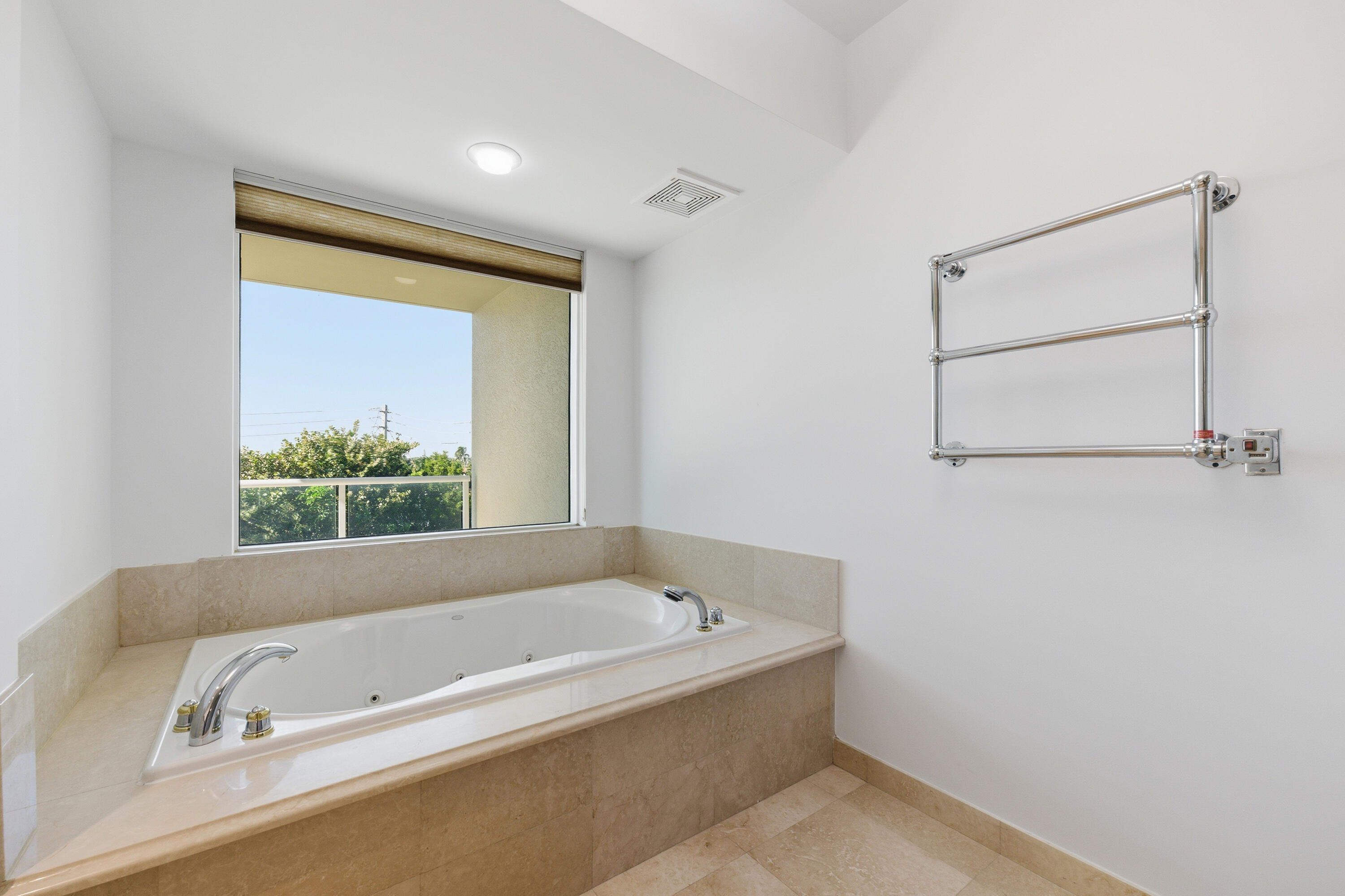 1063 Hillsboro Mile #301, Hillsboro Beach FL 33062