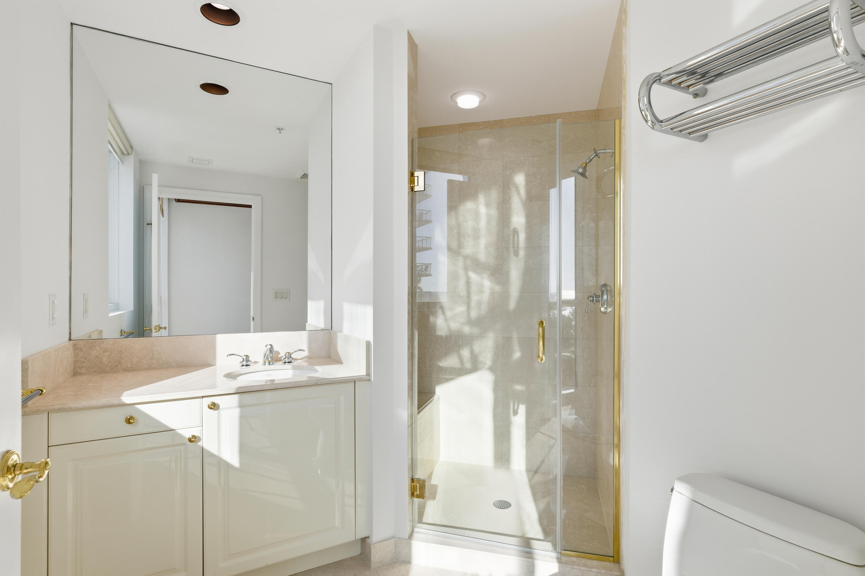1063 Hillsboro Mile #301, Hillsboro Beach FL 33062