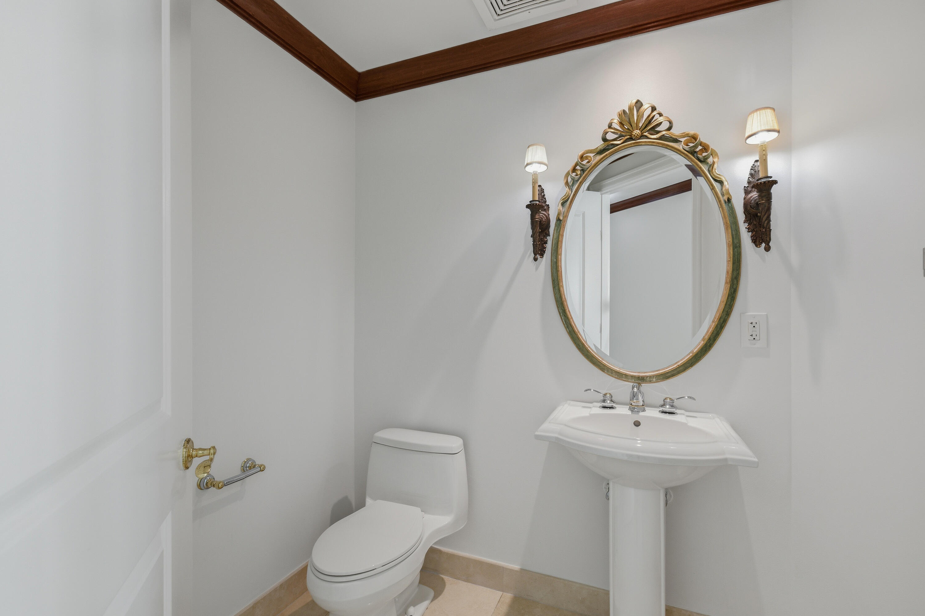 1063 Hillsboro Mile #301, Hillsboro Beach FL 33062