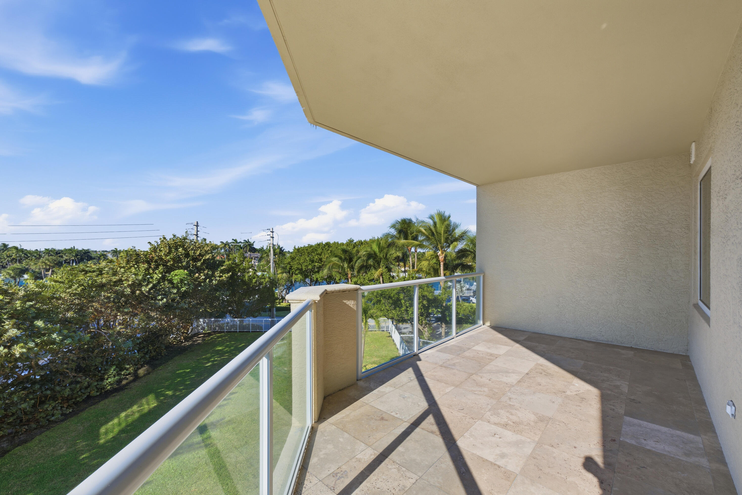 1063 Hillsboro Mile #301, Hillsboro Beach FL 33062