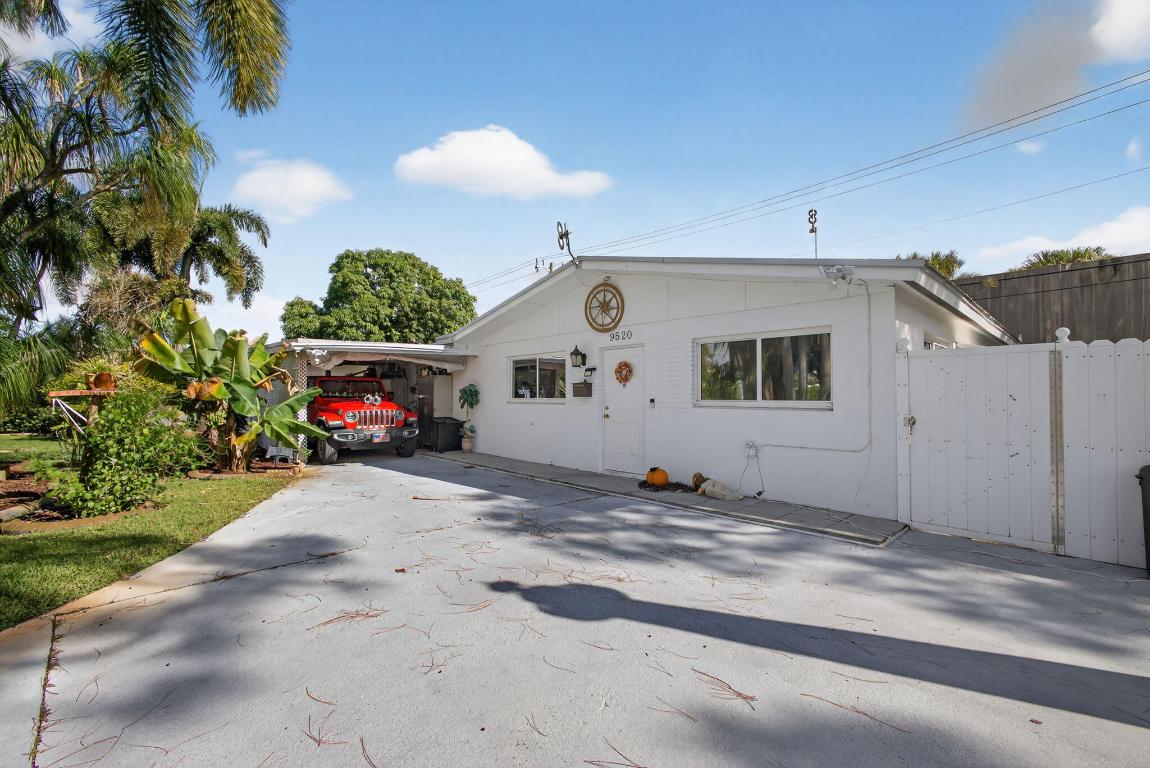 9520 Birmingham, Palm Beach Gardens FL 33410