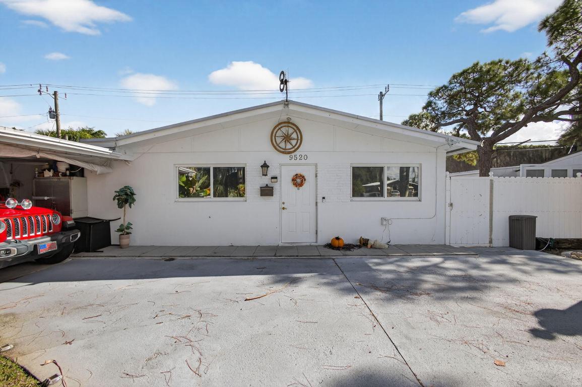 9520 Birmingham, Palm Beach Gardens FL 33410
