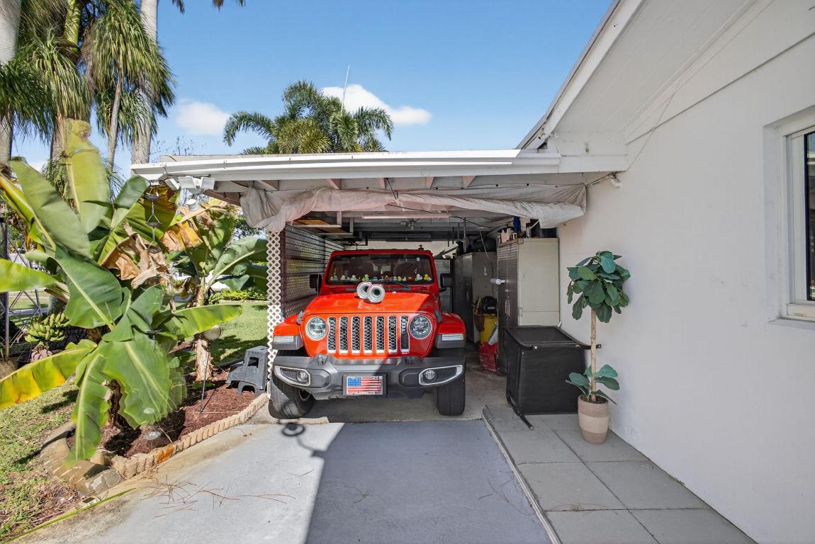 9520 Birmingham, Palm Beach Gardens FL 33410