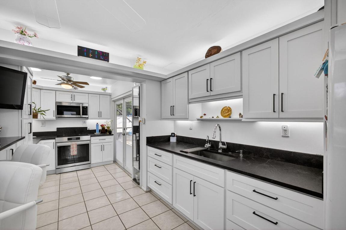 9520 Birmingham, Palm Beach Gardens FL 33410