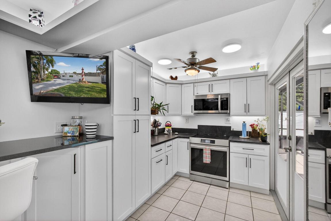 9520 Birmingham, Palm Beach Gardens FL 33410