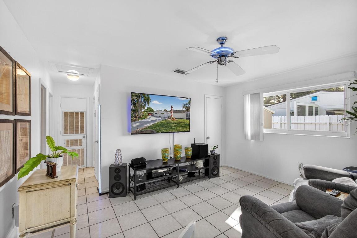 9520 Birmingham, Palm Beach Gardens FL 33410