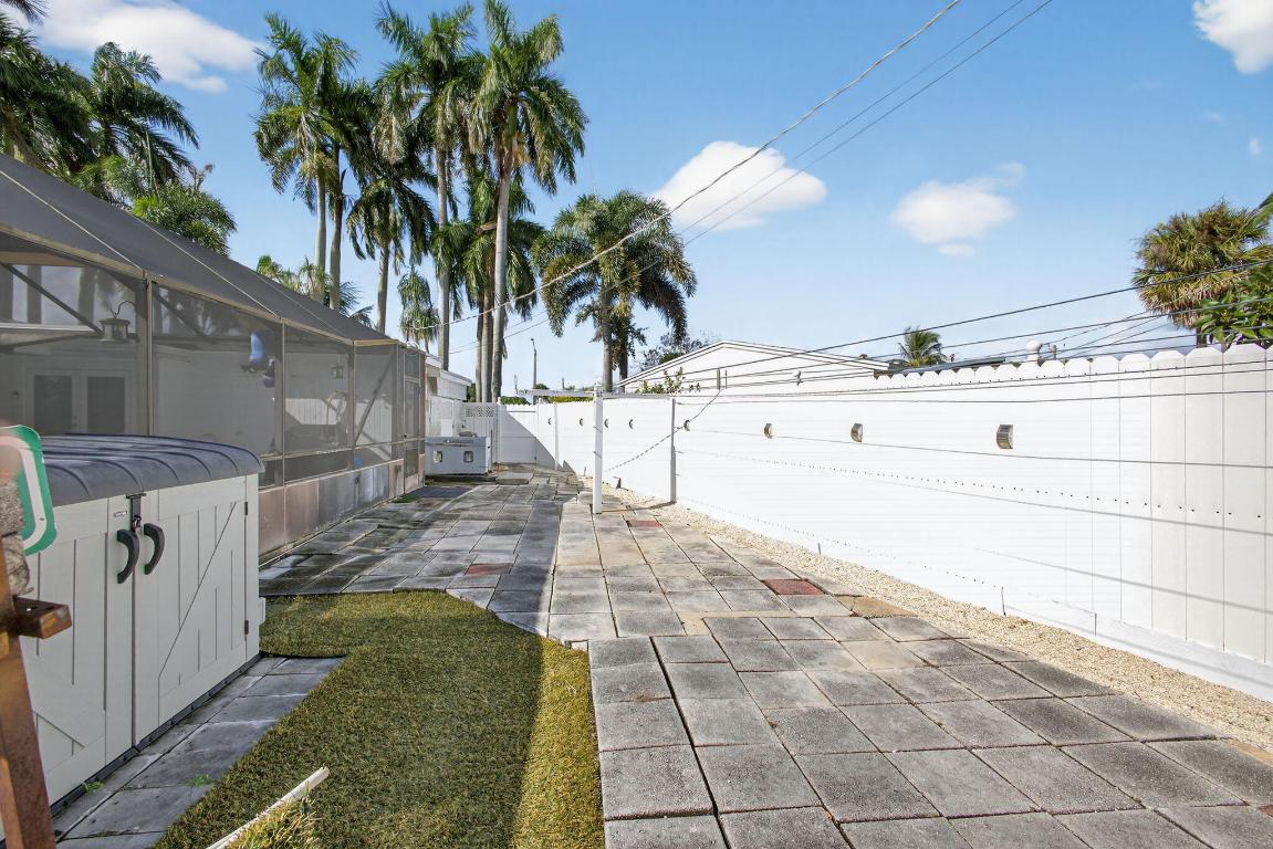 9520 Birmingham, Palm Beach Gardens FL 33410