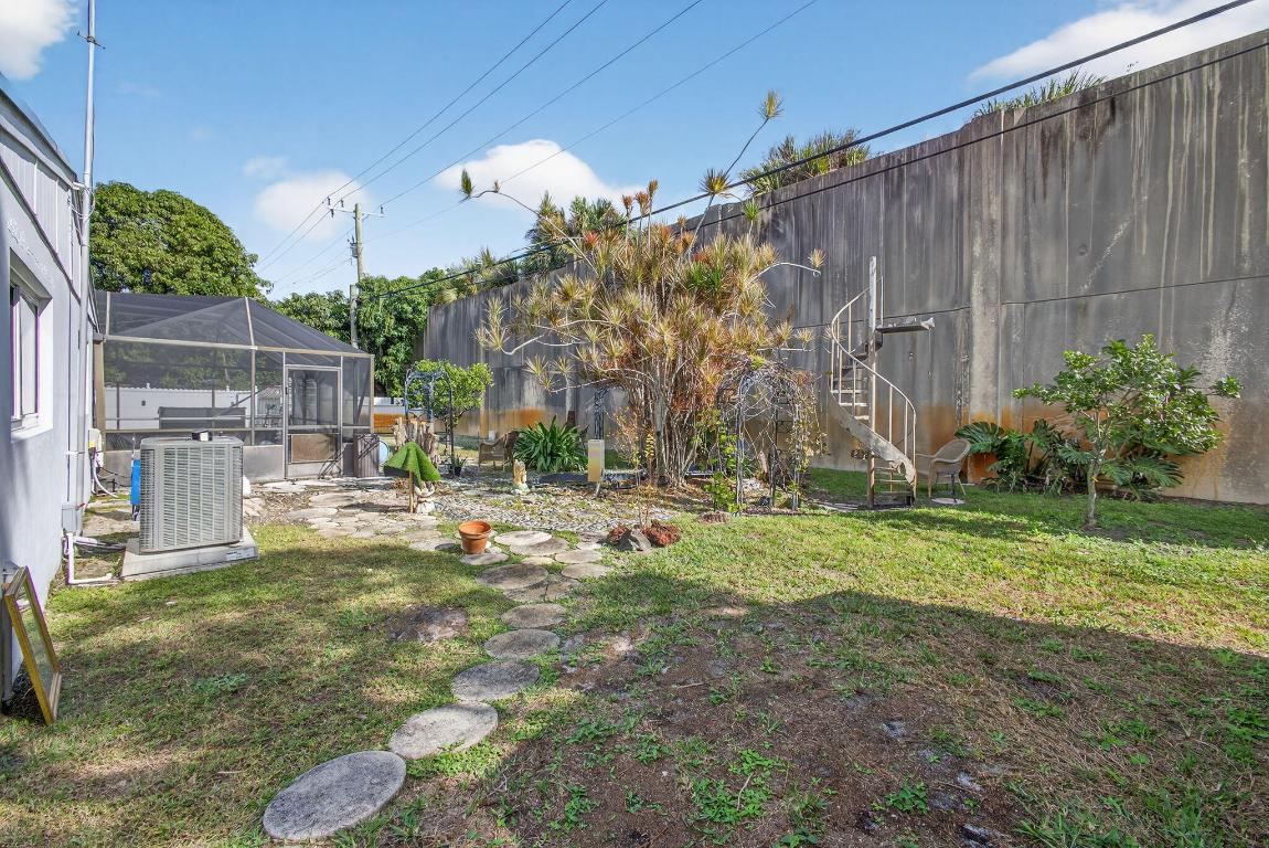 9520 Birmingham, Palm Beach Gardens FL 33410