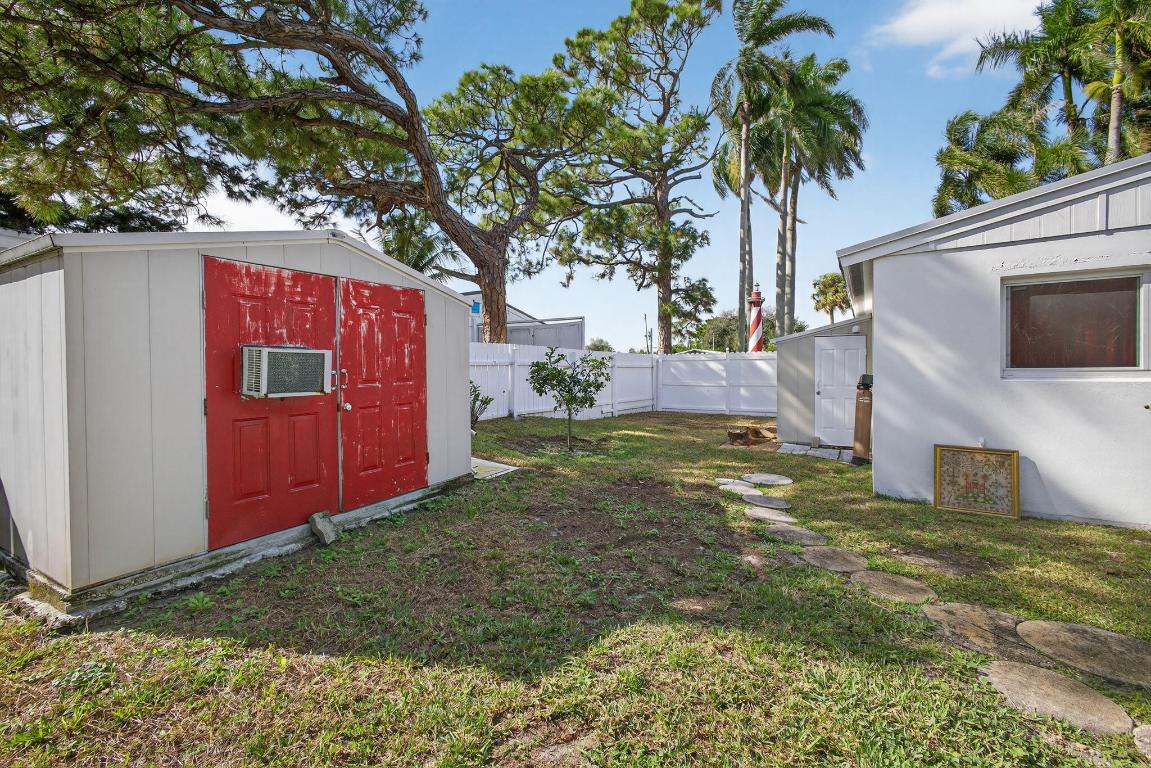 9520 Birmingham, Palm Beach Gardens FL 33410