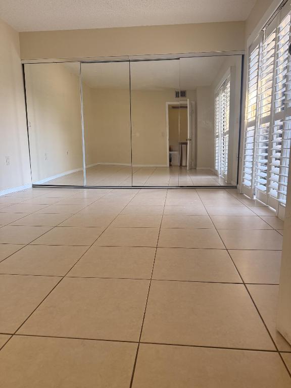 116 1 St #116, Palm Beach Gardens FL 33410